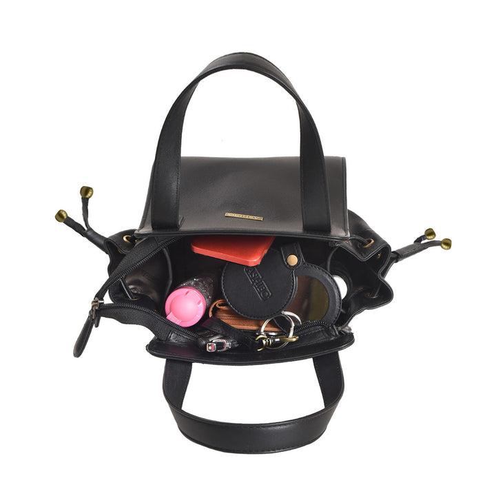 Vogue Black
